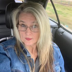 Meet your Posher, Josette